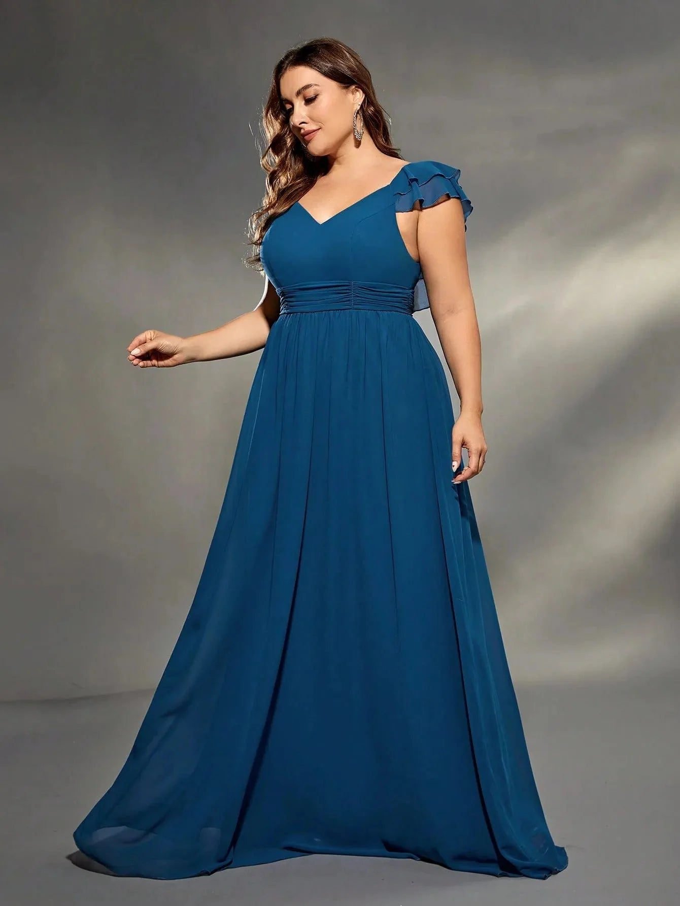 Robe Amincissante Bleue Pour Femme Ronde 2