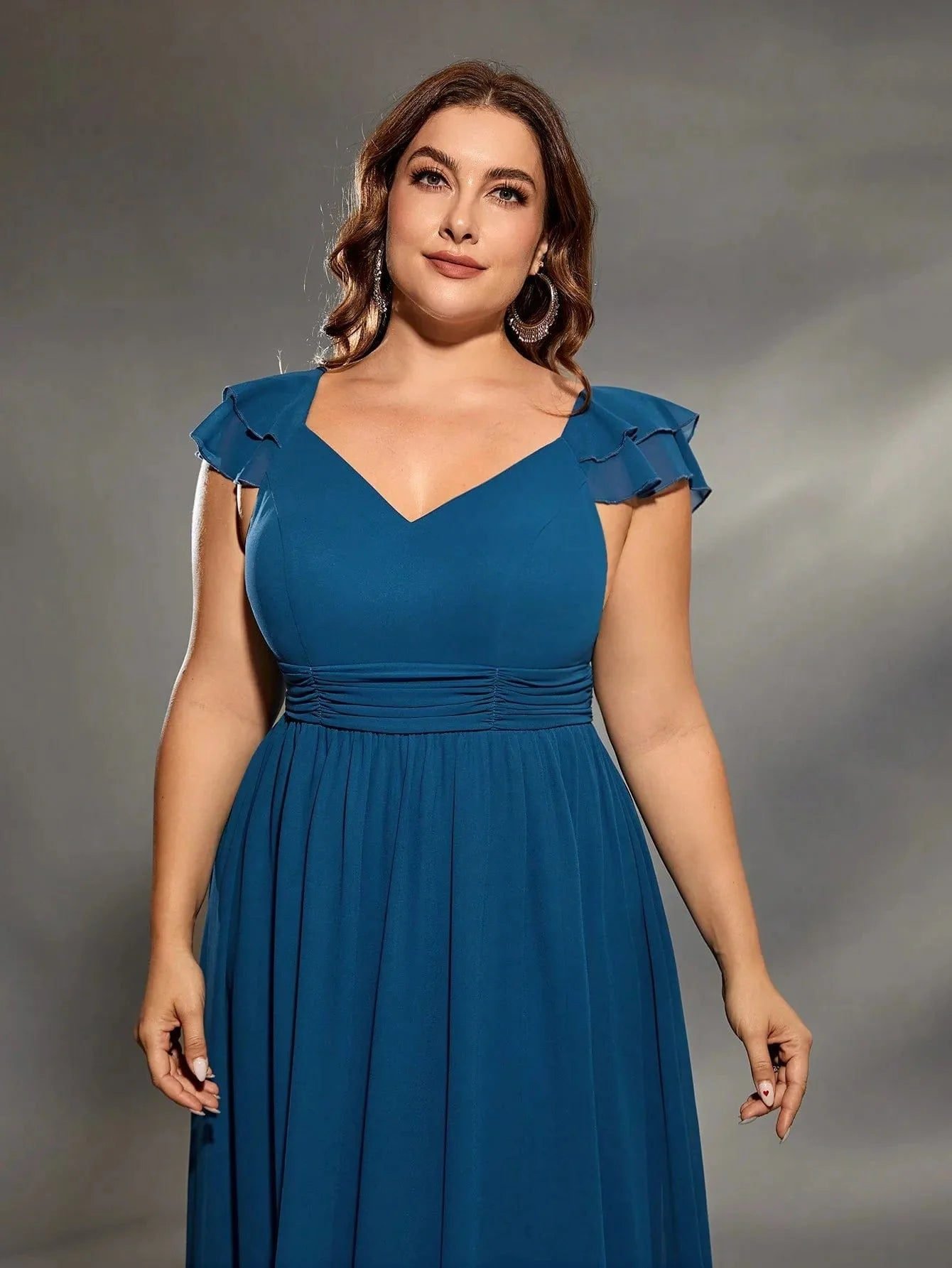 Robe Amincissante Bleue Pour Femme Ronde 3