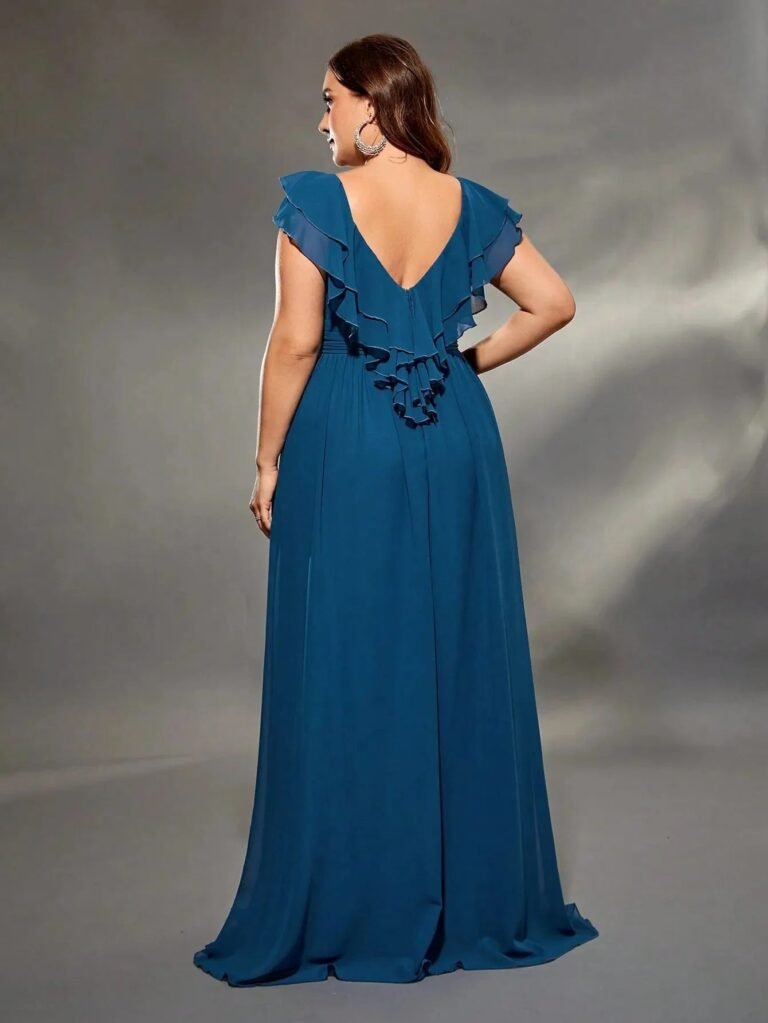 Robe Amincissante Bleue Pour Femme Ronde