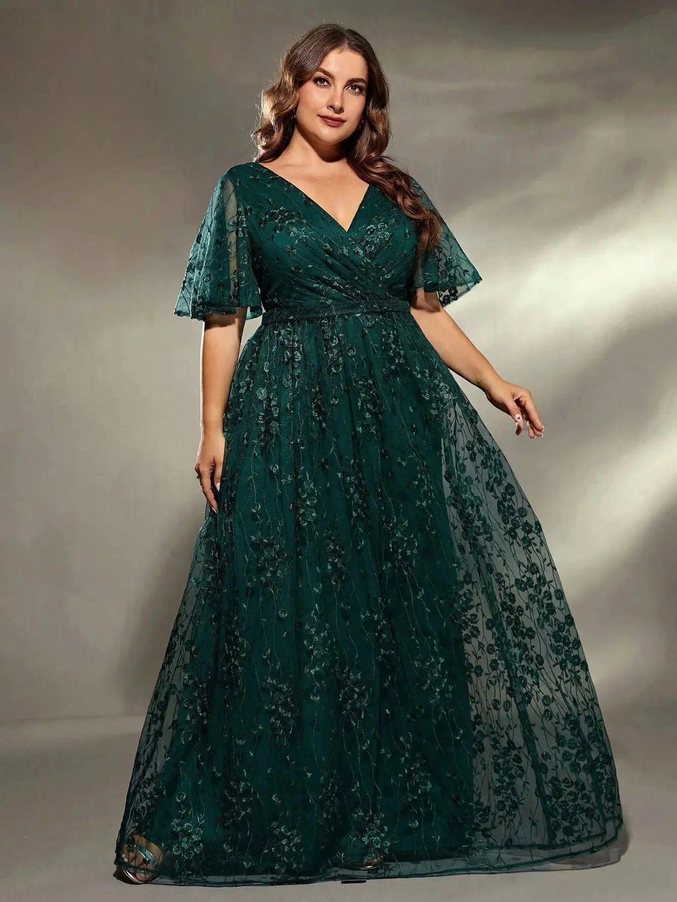 Robe Amincissante Verte Pour Mariage Femme Ronde 5