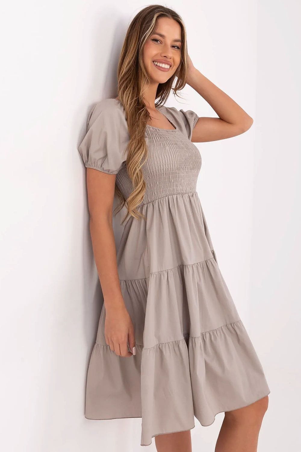 Robe Beige Courte Boheme Manches Courtes