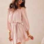 Robe Champetre Beige Courte Epaules Denudees
