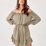Robe Champetre Beige Epaules Denudees Courte