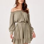 Robe Champetre Beige Epaules Denudees Courte 2