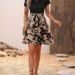 Robe Courte Casual Avec Jupe Fleurie