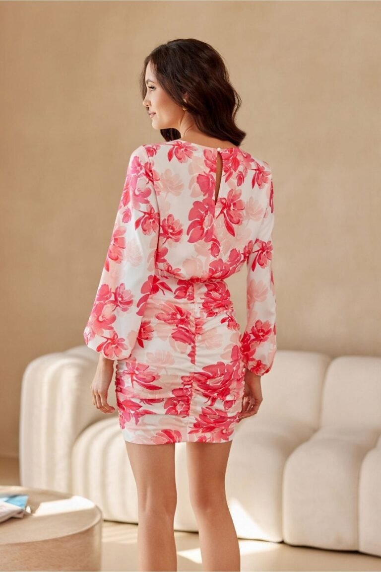 Robe Courte Fleurie Manches Longues 5