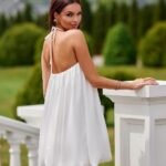 Robe De Cocktail Blanche Courte Dos Nu 3