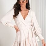 Robe De Cocktail Courte Avec Manches Longues Bouffantes 13