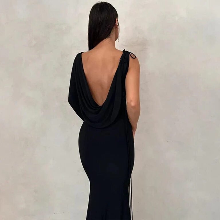 Robe De Soiree Chic Avec Decollete Plongeant 5