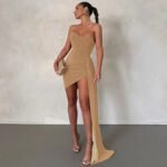 Robe De Soiree Chic Epaules Denudees Dore S