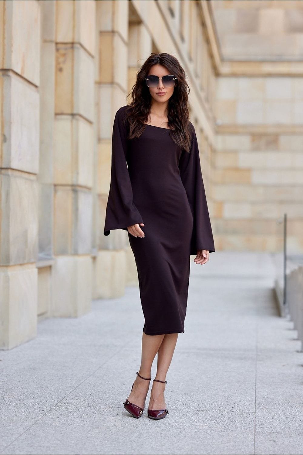Robe De Soiree Chic Midi Manches Evasees