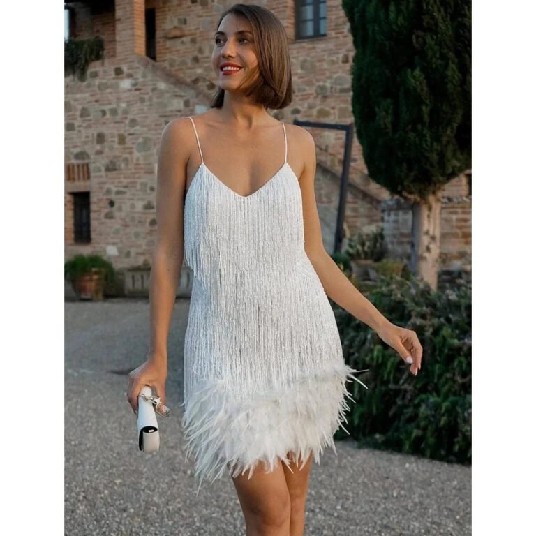Robe De Soiree Courte A Franges Et Plumes Blanc S