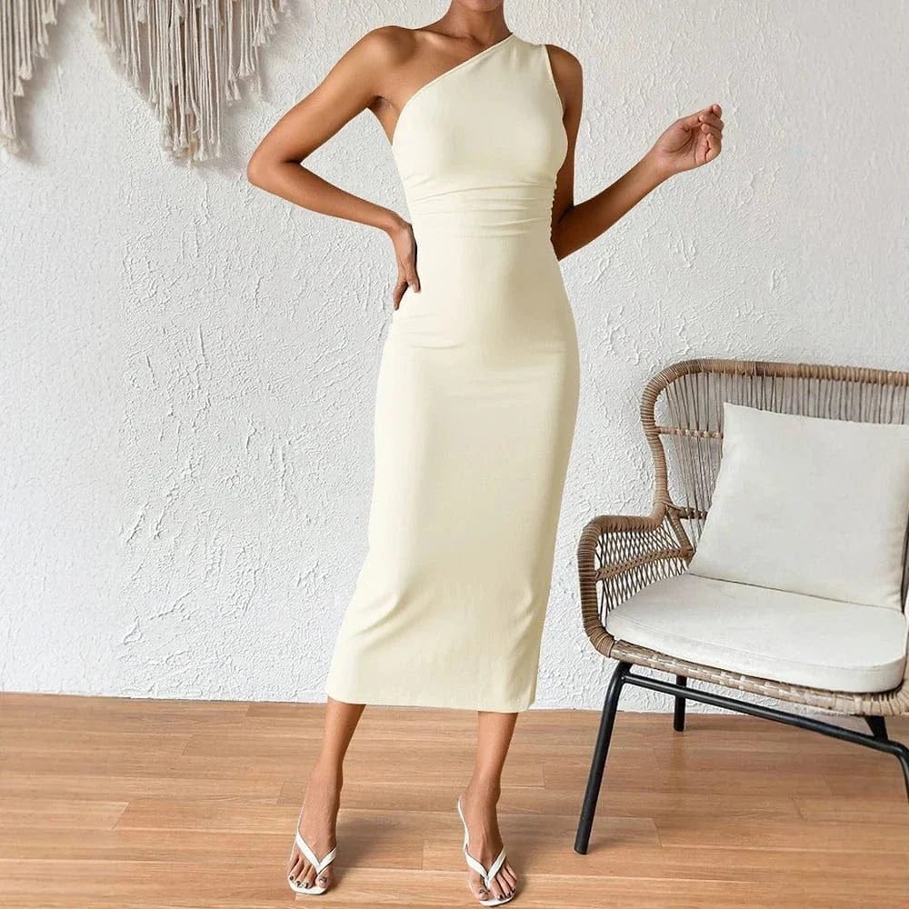 Robe De Soiree Ecru Moulante A Une Epaule