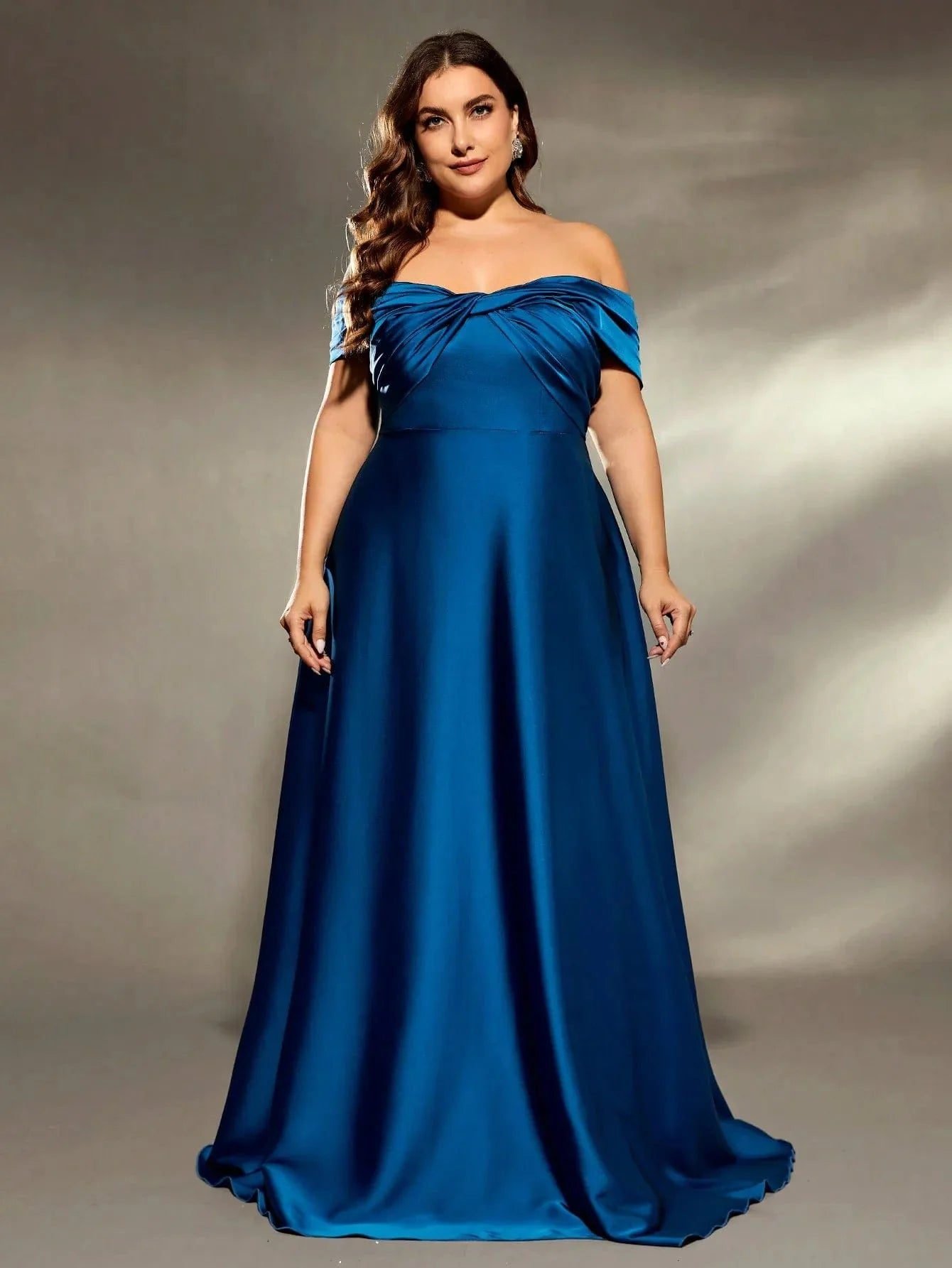 Robe De Soiree Grande Taille En Satin Bleu 4