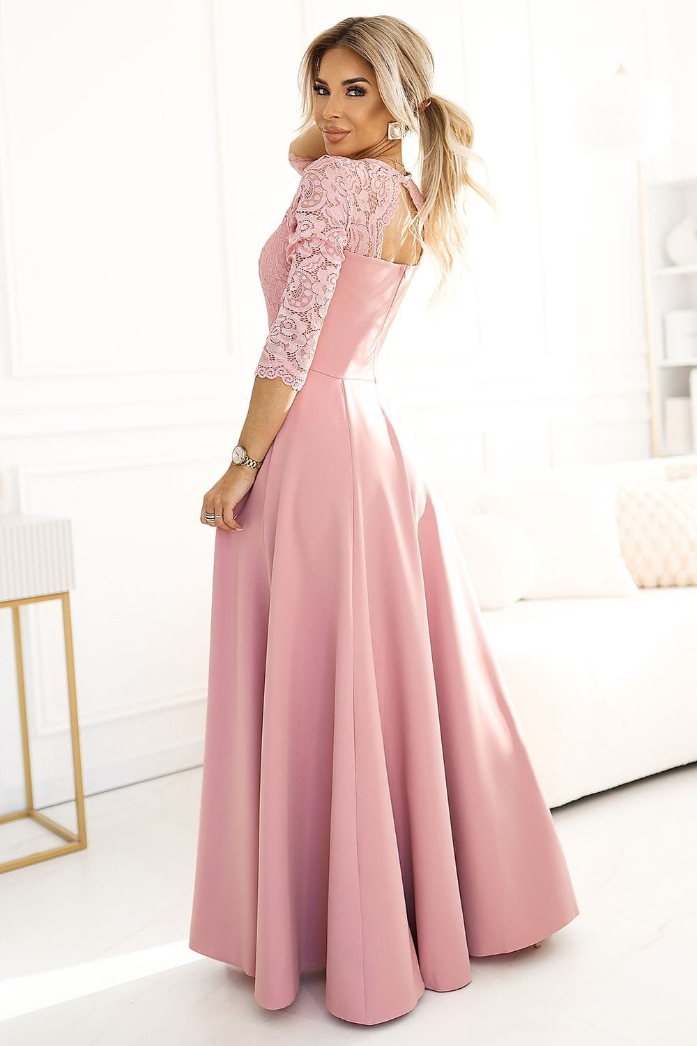 Robe De Soiree Longue Fendue Haut En Dentelle 2
