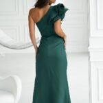 Robe De Soiree Longue Haut Asymetrique Avec Des Plumes Decoratives 7