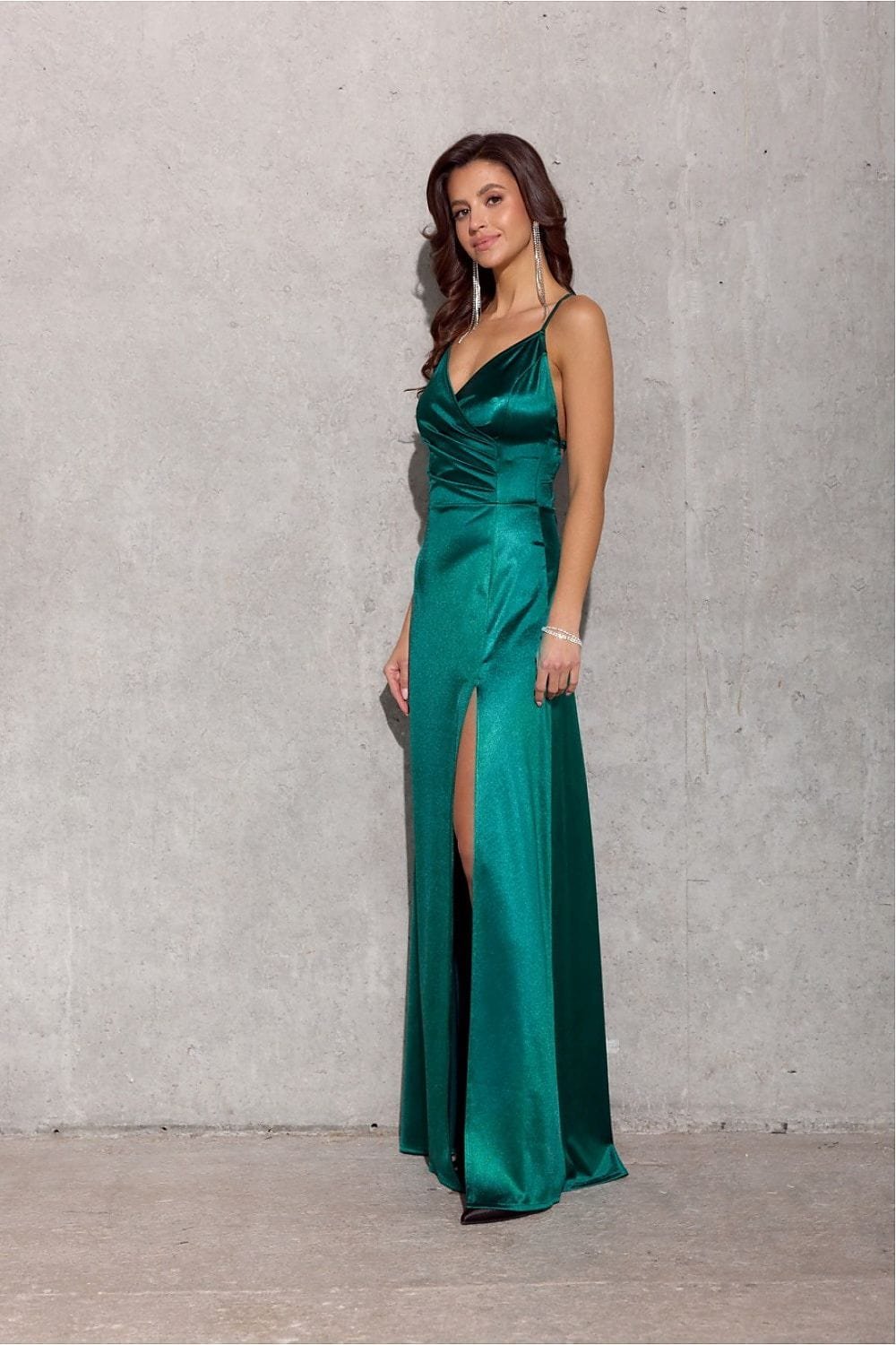 Robe De Soiree Verte Longue Satinee Dos Nu 2
