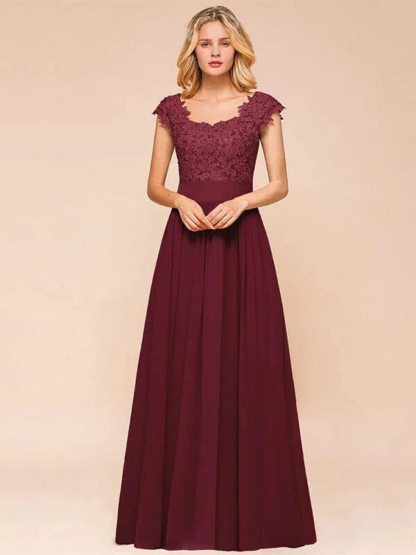 Robe Demoiselle Dhonneur Avec Appliques En Dentelle Bordeaux 34
