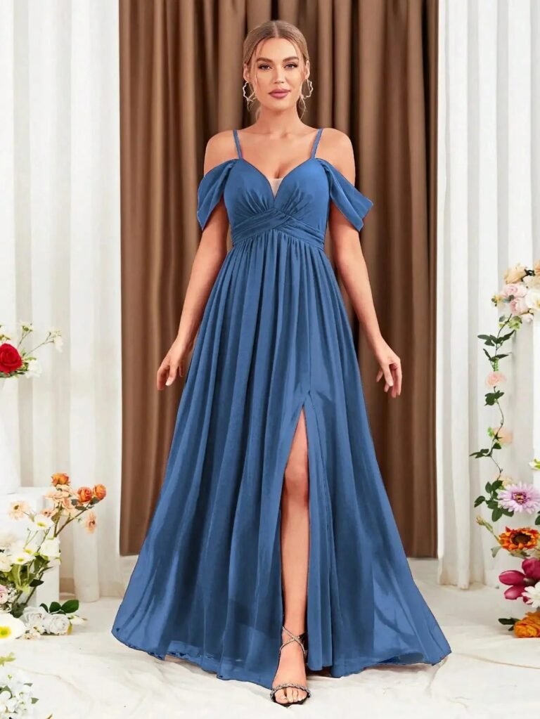 Robe Demoiselle Dhonneur Bleue Decolletee En Coeur Bleu S