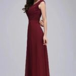 Robe Demoiselle Dhonneur Longue Chic Bordeaux 32