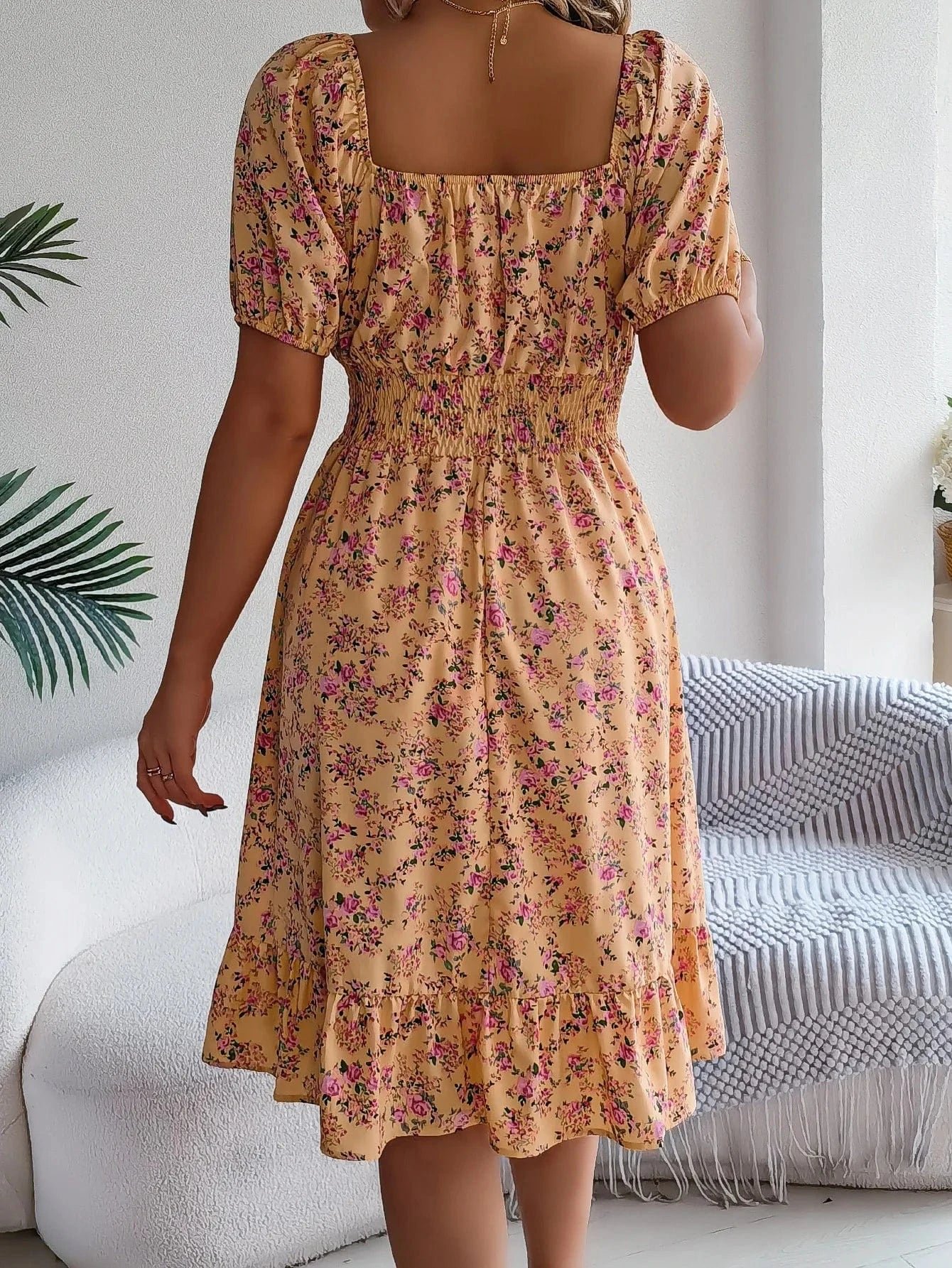 Robe Dete Fleurie Manches Courtes Col Carre 2