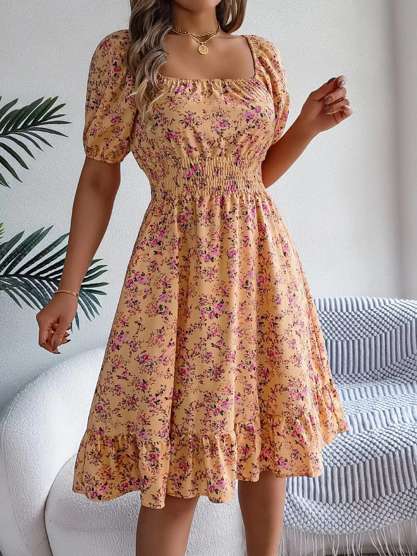 Robe Dete Fleurie Manches Courtes Col Carre Jaune S