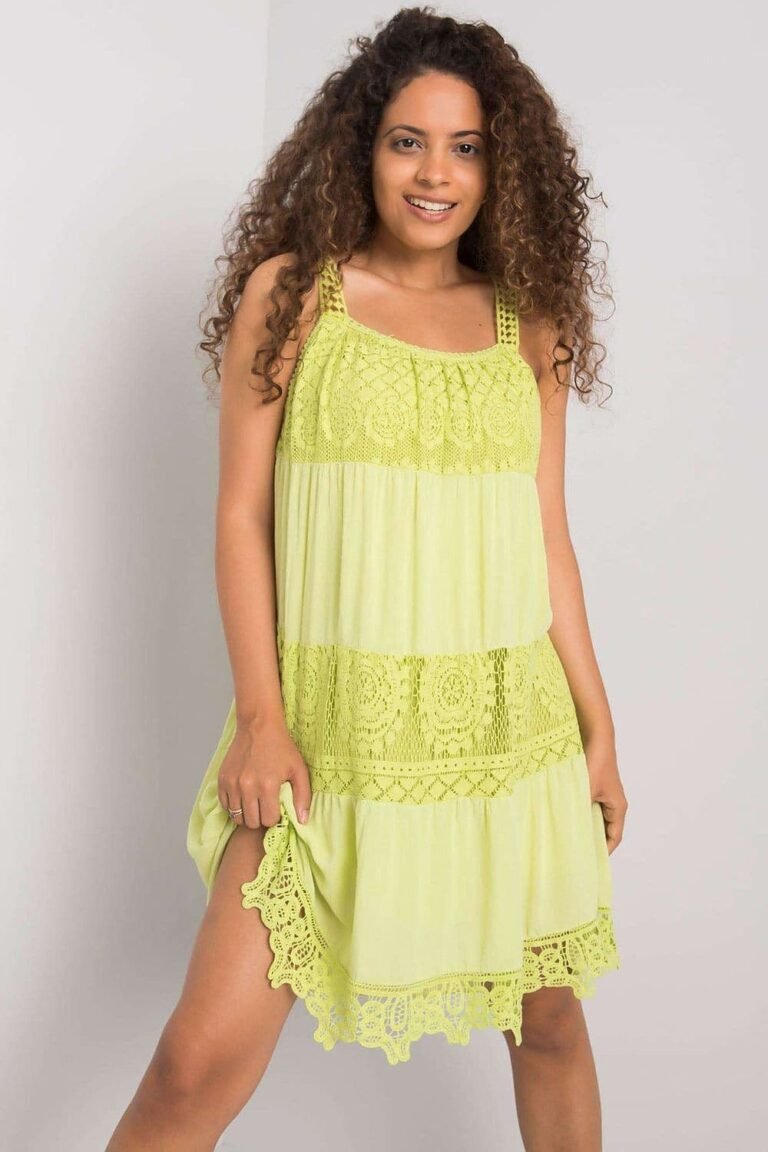 Robe Dete Jaune Courte Avec Elements En Dentelle 2
