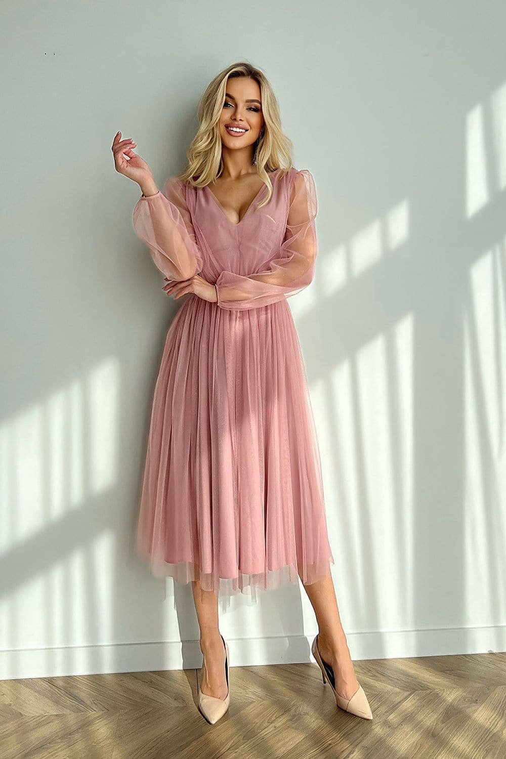 Robe En Tulle Rose Midi Manches Longues 3