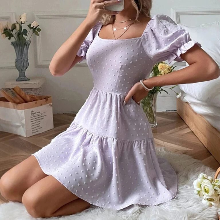 Robe Ete A Manches Bouffantes Et Encolure Carree 4