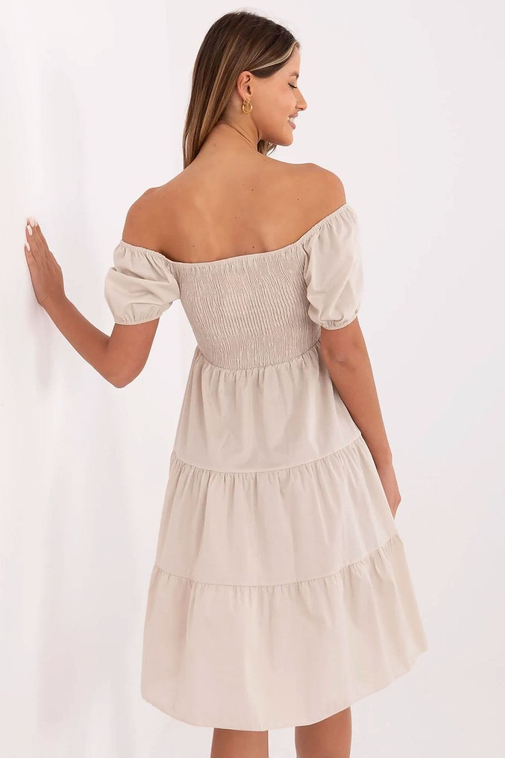Robe Ete Boheme Beige Epaules Denudees Courte 2