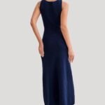 Robe Ete Chic Longue Moulante Boutonnee 3