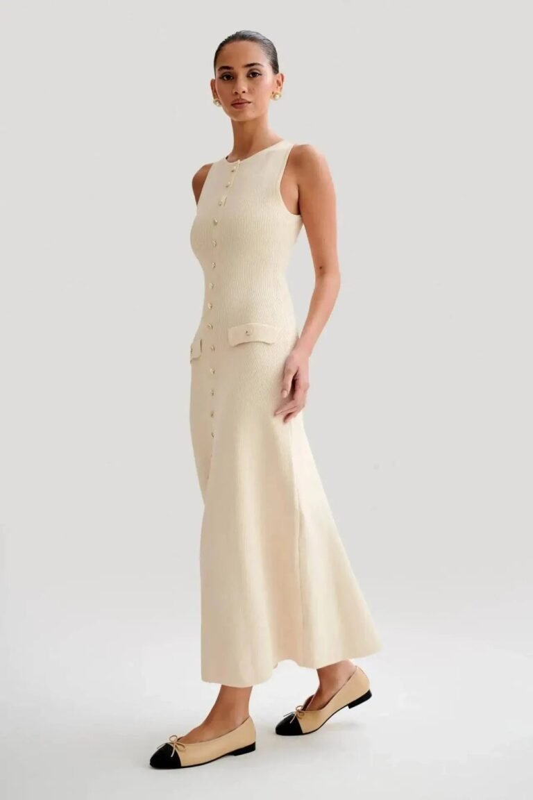 Robe Ete Chic Longue Moulante Boutonnee