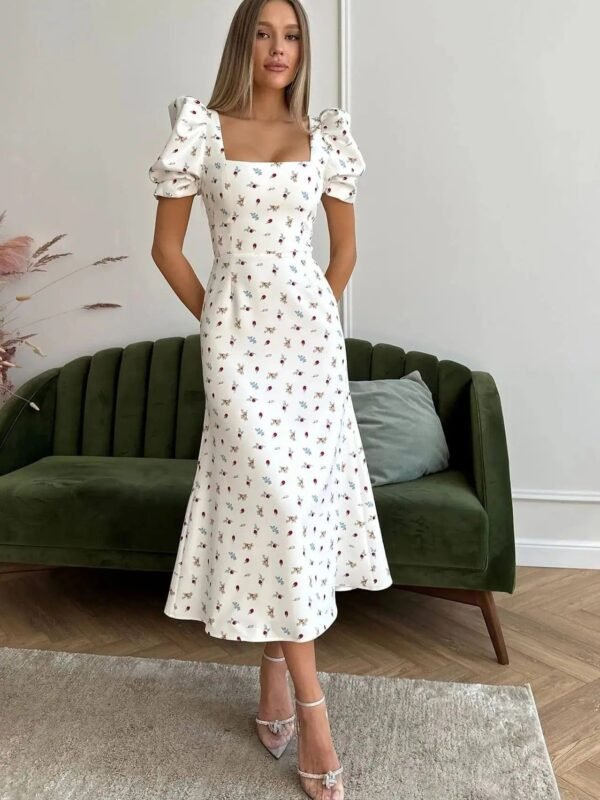 Robe Ete Fleurie Midi Col Carre