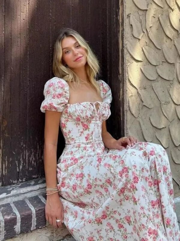 Robe Fleurie Col Carre Manches Courtes Multicouleur S