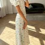 Robe Fleurie Midi Manches Bouffantes