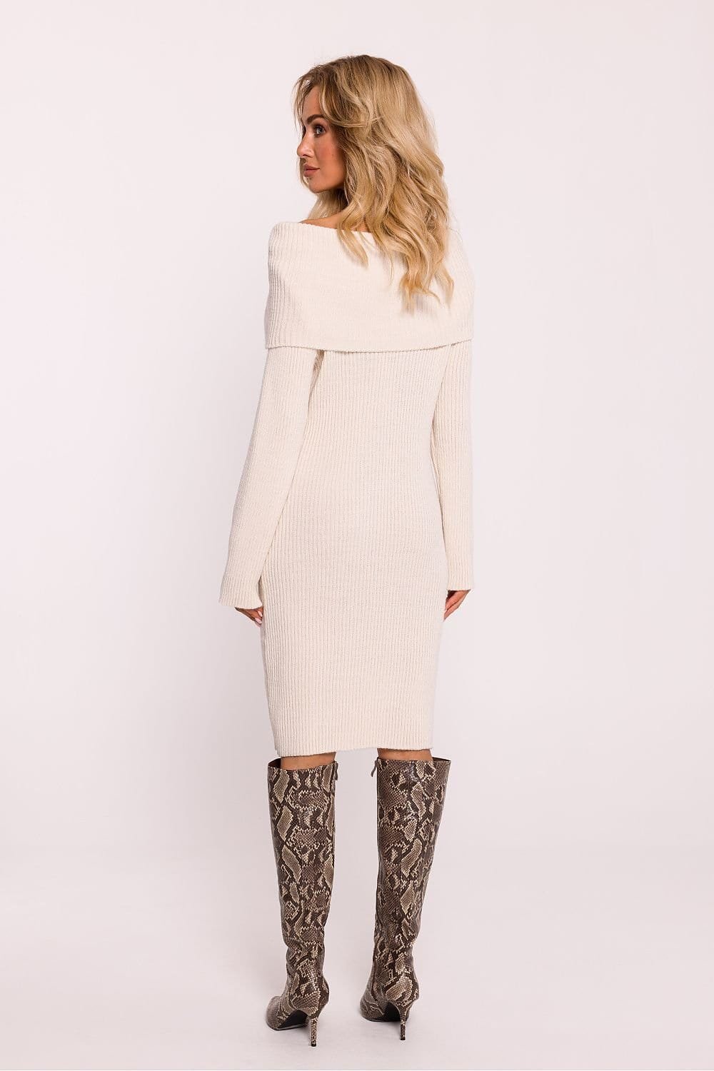 Robe Hiver En Tricot Epaules Denudees 4
