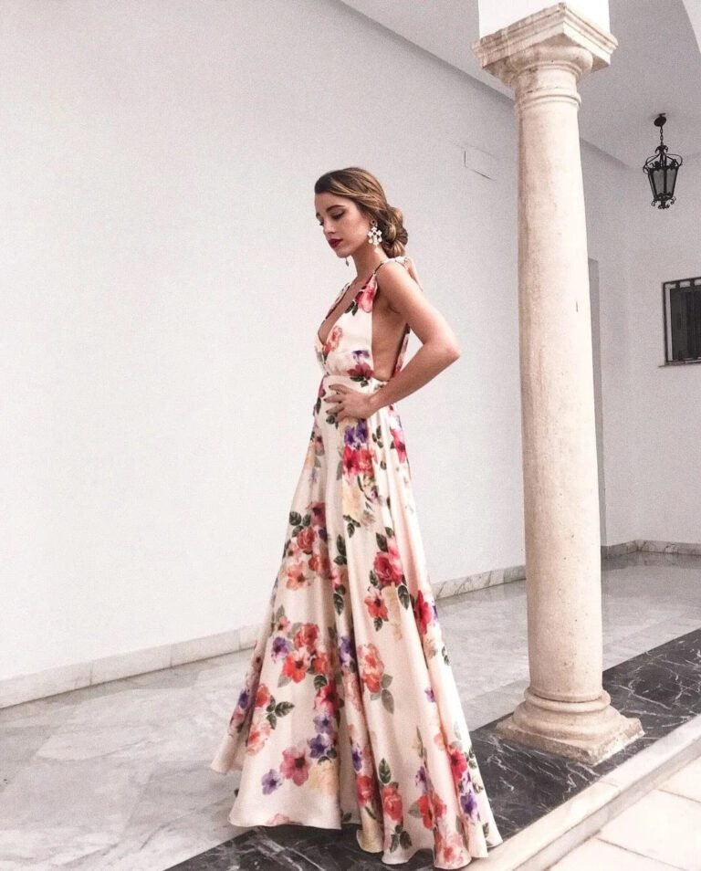 Robe Invitee Au Mariage Fleurie Longue Dos Nu 3