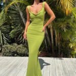 Robe Invitee De Mariage Chic Dos Nu Vert S