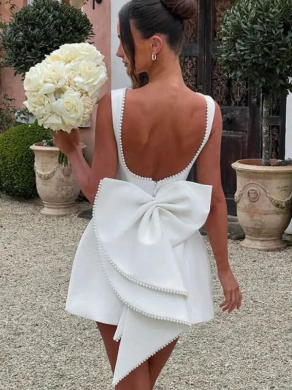 Robe Invitee De Mariage Courte Dos Nu Blanc S