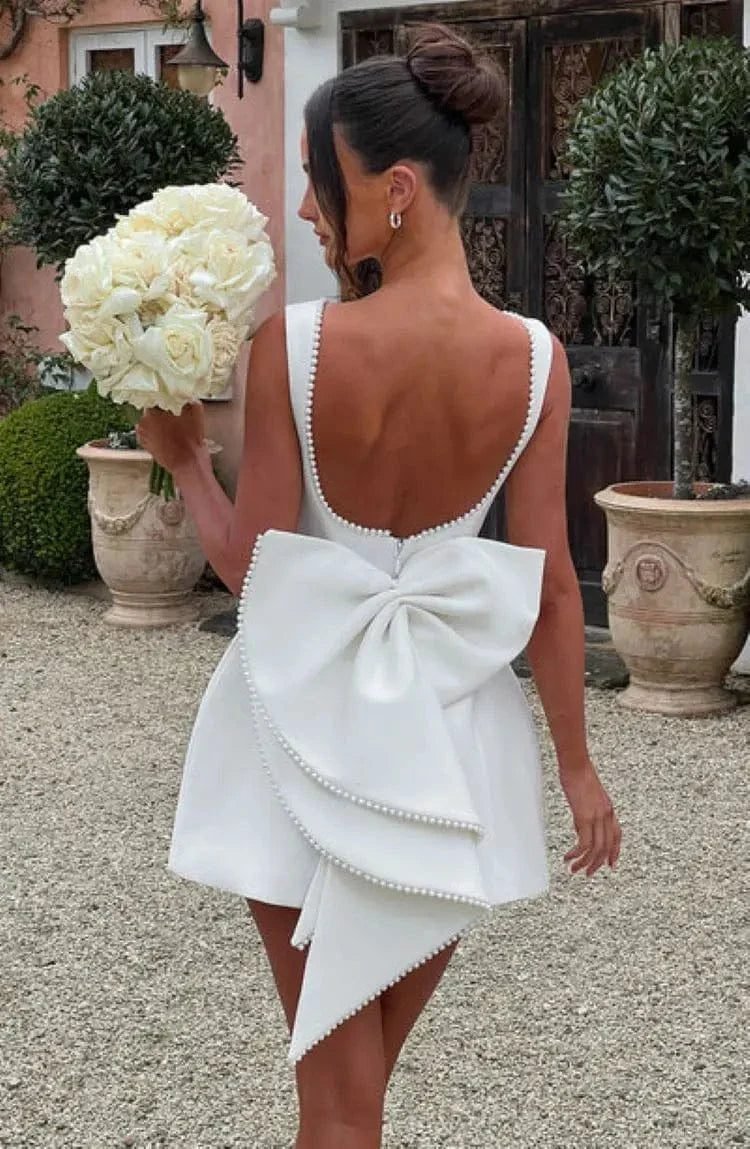 Robe Invitee De Mariage Courte Dos Nu Blanc S