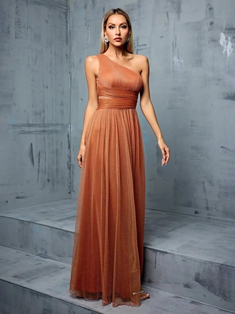 Robe Invitee De Mariage Epaule Denudee 7