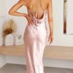 Robe Invitee De Mariage Terracotta Epaule Denudee 5