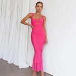 Robe Longue Avec Decollete Carre Rose S