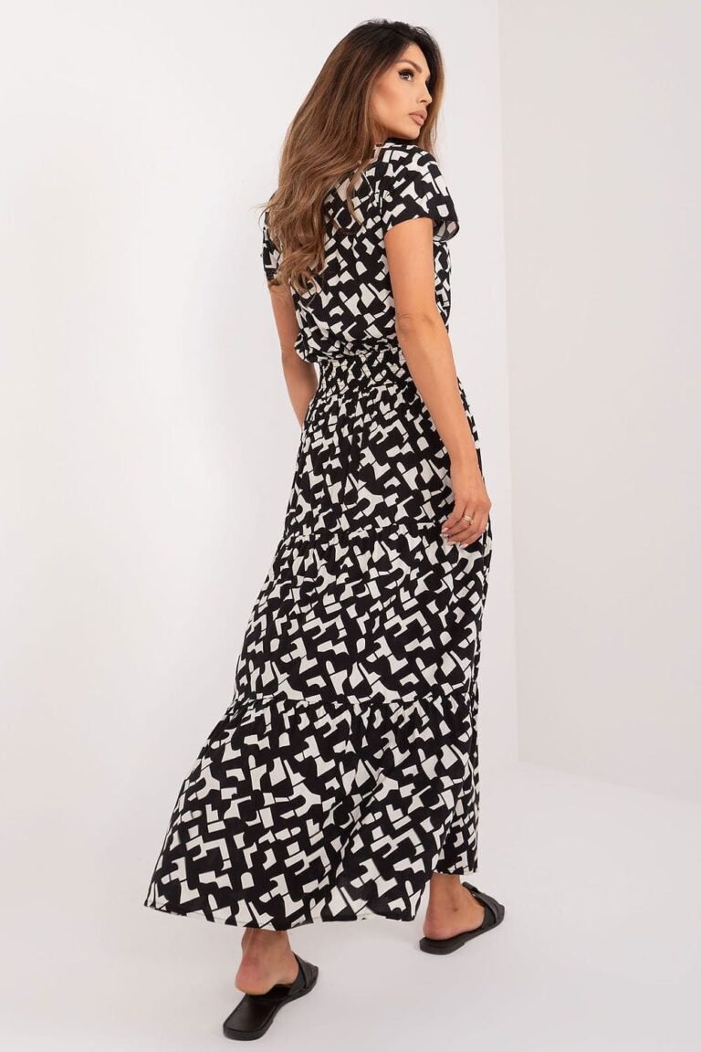 Robe Longue Noire Et Blanche Manches Courtes 2