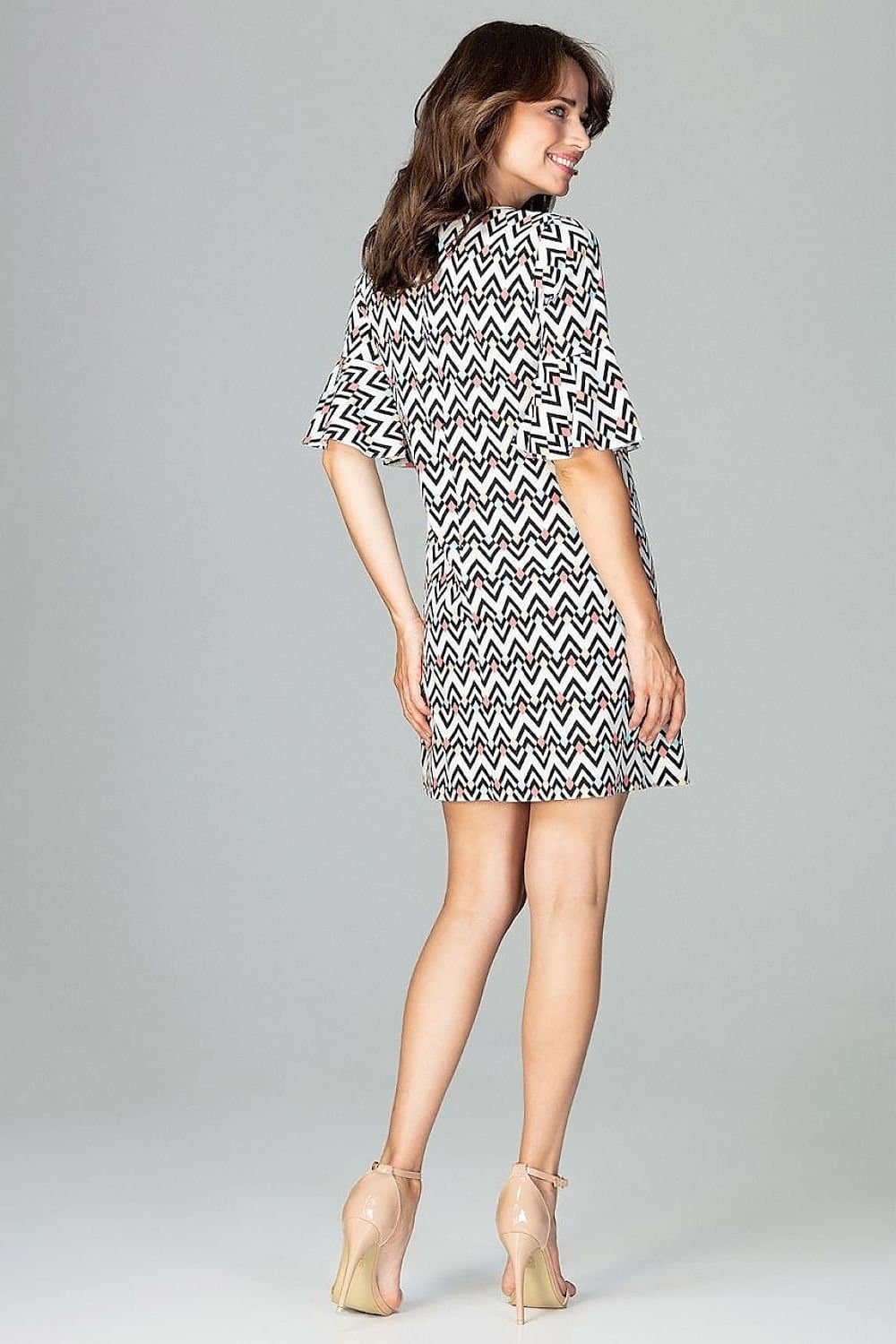 Robe Mini Noire Et Blanche A Motif Zigzag 2