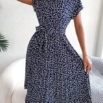 Robe Plissee A Fleurs Et Ceinture A Nouer Bleu Marine S