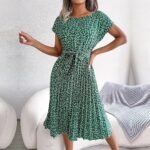 Robe Plissee A Fleurs Et Ceinture A Nouer Vert S