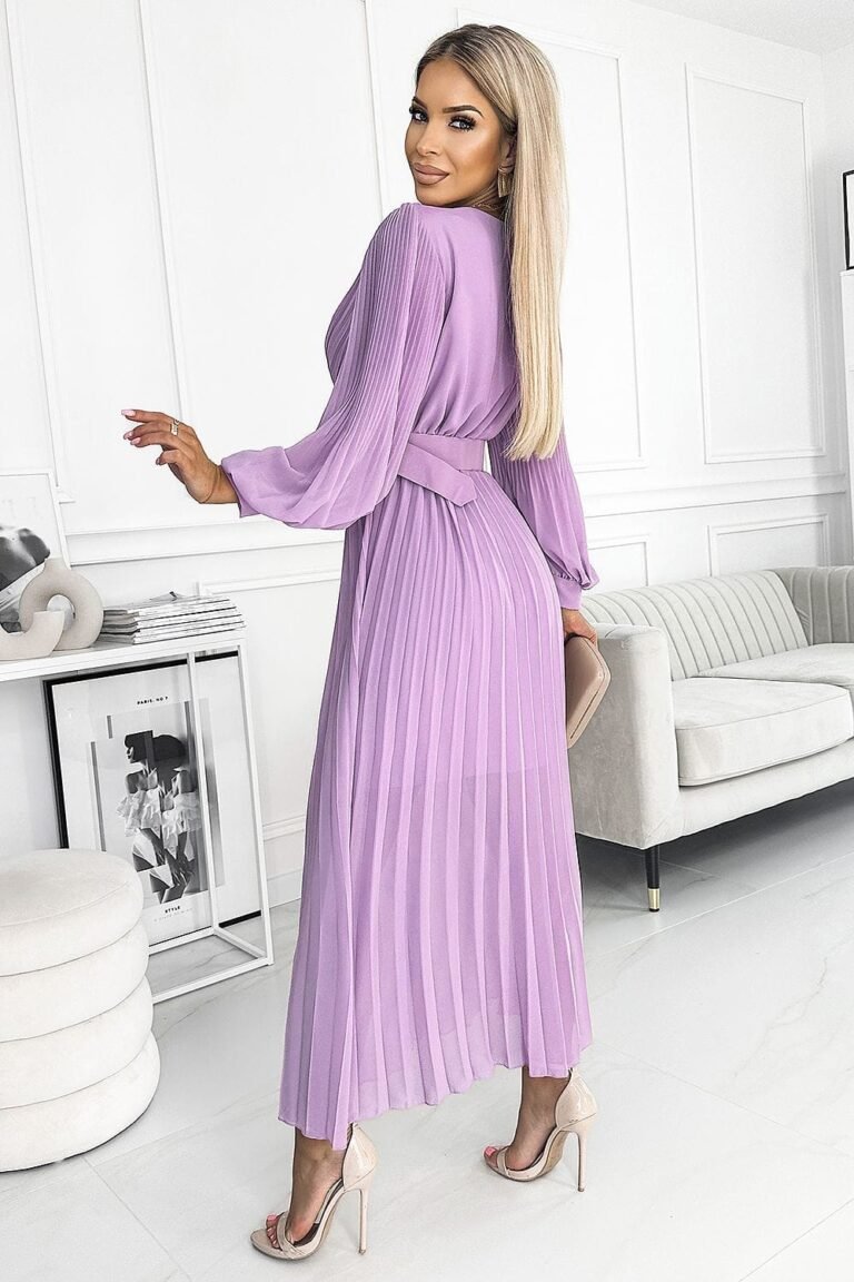 Robe Plissee Lilas Avec Encolure Enveloppe Et Ceinture