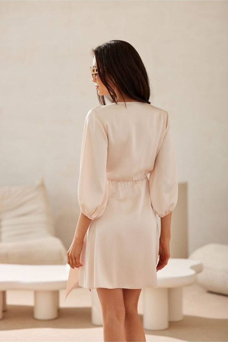 Robe Portefeuille Beige Courte Chic Manches 3 4