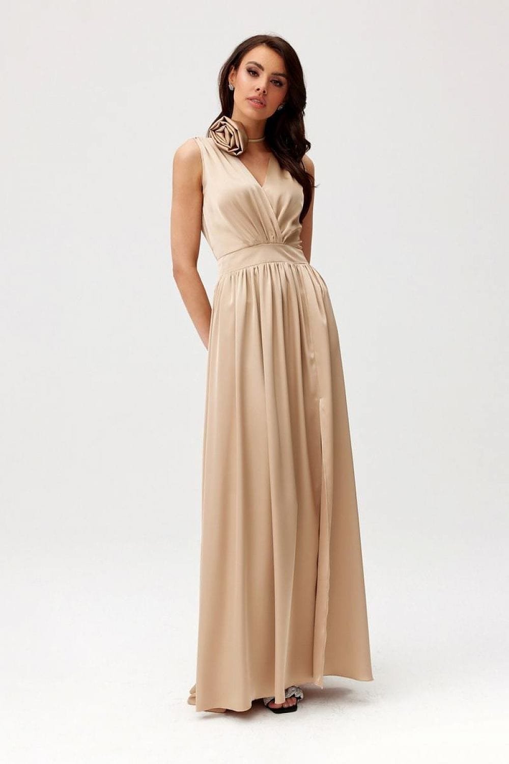Robe Pour Invitee Au Mariage Longue Sans Manches Beige 34